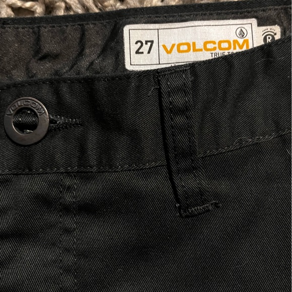 Volcom Youth Sz 27 Shorts - Picture 2 of 3
